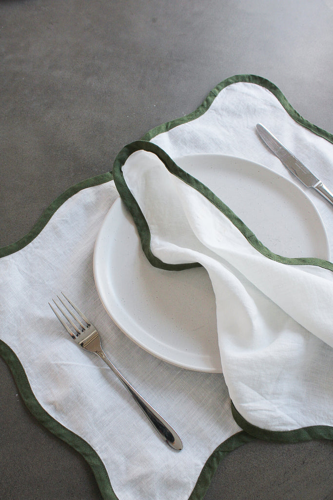 Scalloped Napkins In Moss Green (Set of 4)