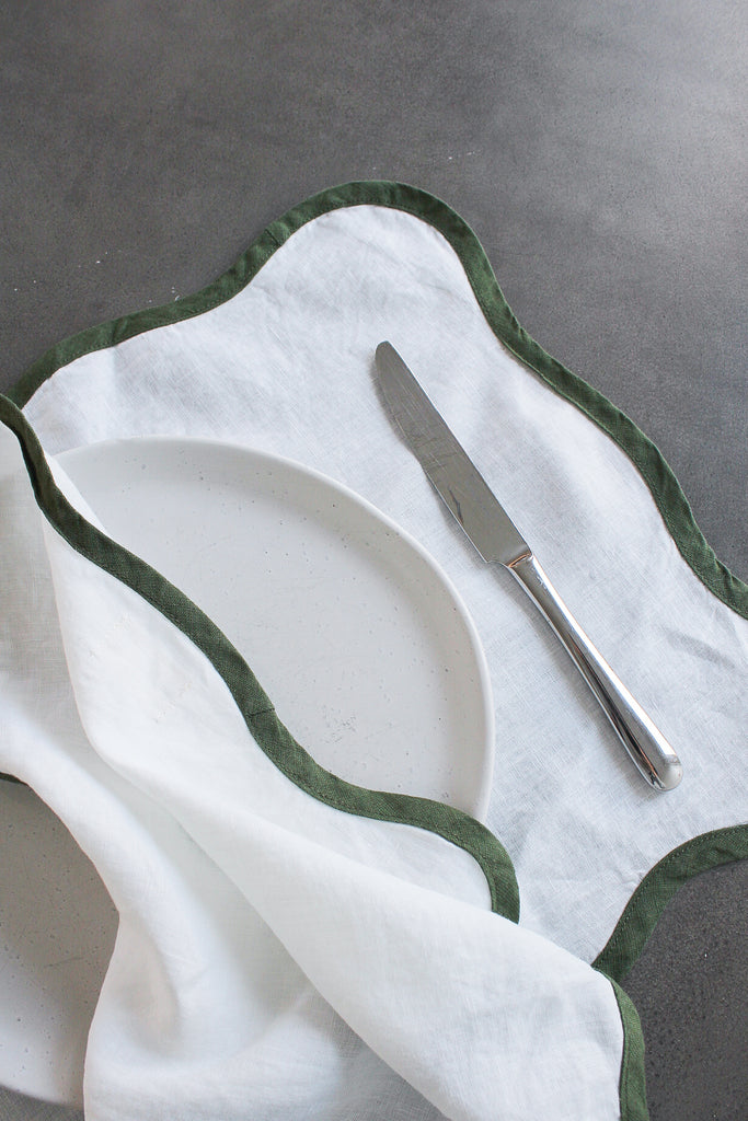 Scalloped Placemats In Moss Green (Set of 4)