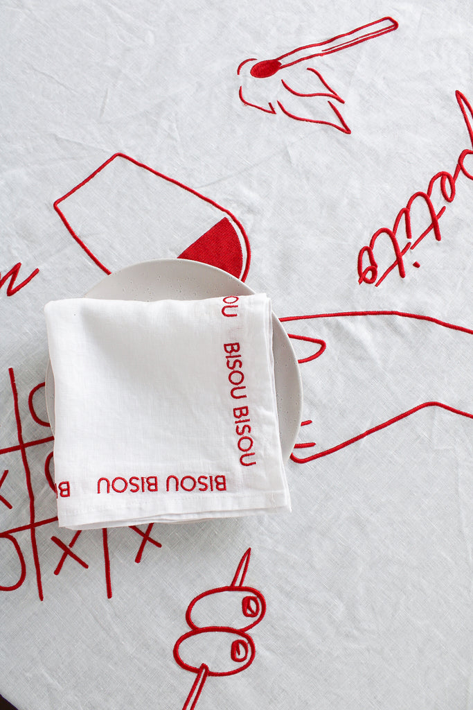 Embroidered Bisous Bisous Napkins In Red (Set of 4)