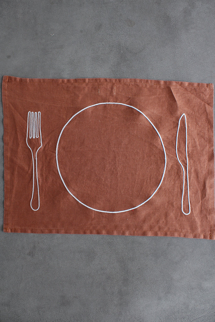 Embroidered Setting Placemats In Chocolate (Set of 4)