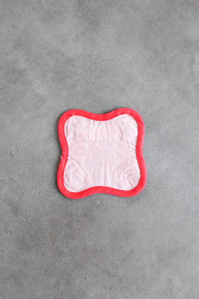 Scalloped Coasters In Red and Pink (Set of 4)