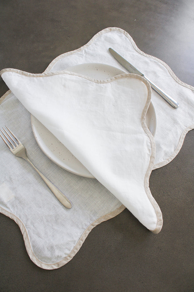 Scalloped Placemats In Beige (Set of 4)